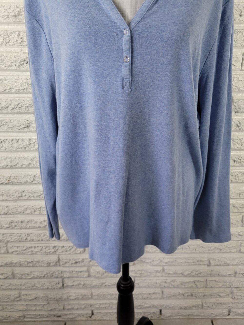 Style & Co Women's Blue Knit Top Size 2X V-Neck Long Sleeve Snap BLU120E - Picture 4 of 8